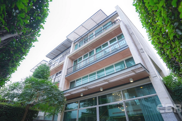 3 Bedroom Townhouse for sale in 349 Residence, Khlong Tan Nuea, Bangkok