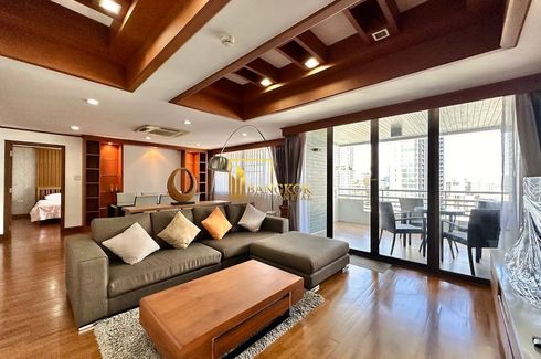 3 Bedroom Condo for rent in Acadamia Grand Tower, Khlong Tan Nuea, Bangkok near BTS Phrom Phong