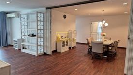 3 Bedroom Condo for rent in D.S. Tower 1 Sukhumvit 33, Khlong Tan Nuea, Bangkok near BTS Phrom Phong