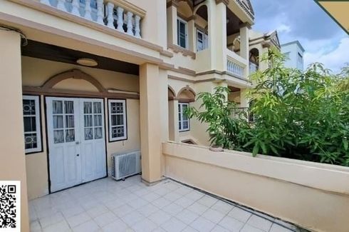 4 Bedroom Townhouse for rent in Phra Khanong Nuea, Bangkok near BTS Phra Khanong