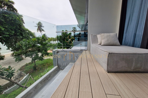 2 Bedroom Condo for sale in Arom Wongamat, Na Kluea, Chonburi