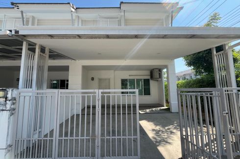 3 Bedroom Townhouse for rent in San Klang, Chiang Mai