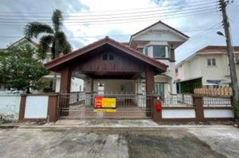 House for sale in Surasak, Chonburi