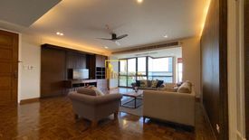 3 Bedroom Condo for rent in Baan Yen Akard, Chong Nonsi, Bangkok near MRT Lumpini