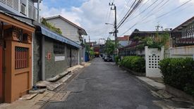 Land for sale in Sam Sen Nai, Bangkok near BTS Saphan Kwai