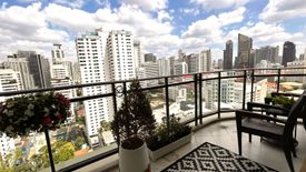 3 Bedroom Condo for sale in Royce Private Residences, Khlong Toei Nuea, Bangkok near BTS Asoke