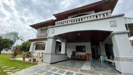 7 Bedroom House for rent in Hua Mak, Bangkok near MRT Hua Mak