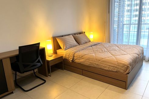 Condo for sale in The Lofts Ekkamai, Phra Khanong, Bangkok near BTS Ekkamai