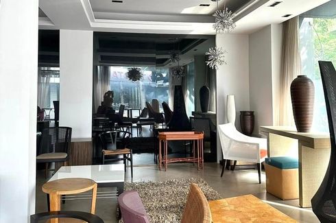 Commercial for rent in Khlong Tan Nuea, Bangkok near BTS Phrom Phong