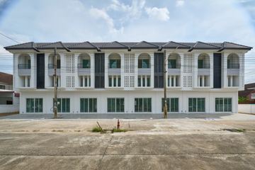 2 Bedroom Townhouse for sale in San Sai Noi, Chiang Mai