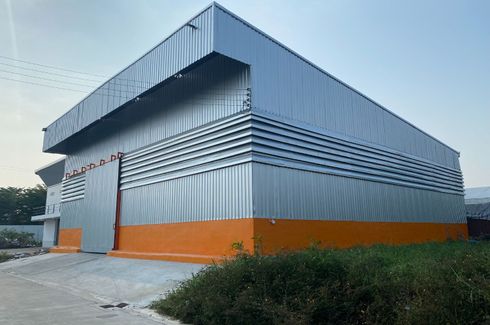 Warehouse / Factory for rent in Khlong Chan, Bangkok