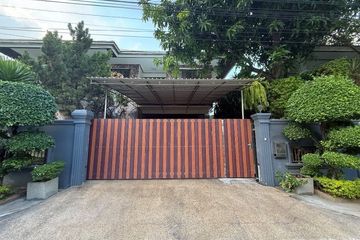 3 Bedroom House for rent in Tararom Huamak, Phlapphla, Bangkok near MRT Ramkhamhaeng