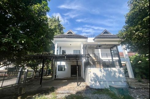 4 Bedroom House for sale in Saranrom Village, Nawamin, Bangkok