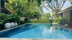 5 Bedroom House for sale in Khlong Tan Nuea, Bangkok near Airport Rail Link Ramkhamhaeng