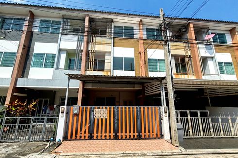 3 Bedroom Townhouse for sale in The Trust City Ngamwongwan 25, Bang Khen, Bangkok