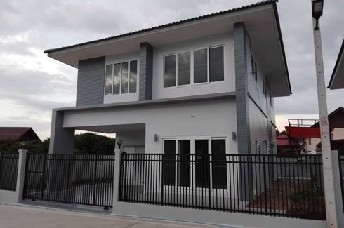 4 Bedroom House for sale in Surasak, Chonburi