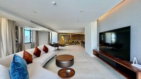 3 Bedroom Condo for sale in Crystal Garden, Khlong Toei, Bangkok near BTS Nana