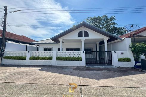 3 Bedroom House for sale in Eakmongkol Village 3, Nong Prue, Chonburi