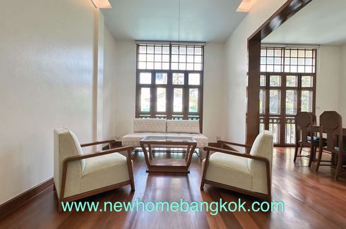 3 Bedroom House for rent in Phra Khanong, Bangkok near BTS Thong Lo