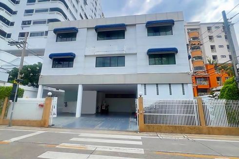 Commercial for rent in Khlong Tan, Bangkok near BTS Phrom Phong