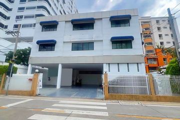 Commercial for rent in Khlong Tan, Bangkok near BTS Phrom Phong