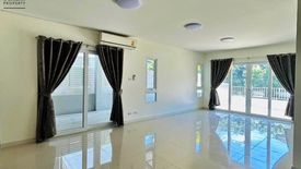 3 Bedroom House for sale in Sam Wa Tawan Tok, Bangkok