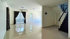 3 Bedroom House for sale in Sam Wa Tawan Tok, Bangkok