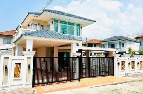 3 Bedroom House for sale in Hometown Sriracha Village, Surasak, Chonburi