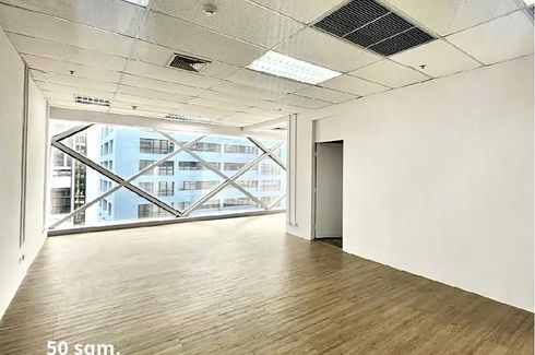 Office for rent in Khlong Toei Nuea, Bangkok near MRT Sukhumvit