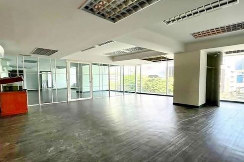 Office for rent in Silom, Bangkok near BTS Saphan Taksin