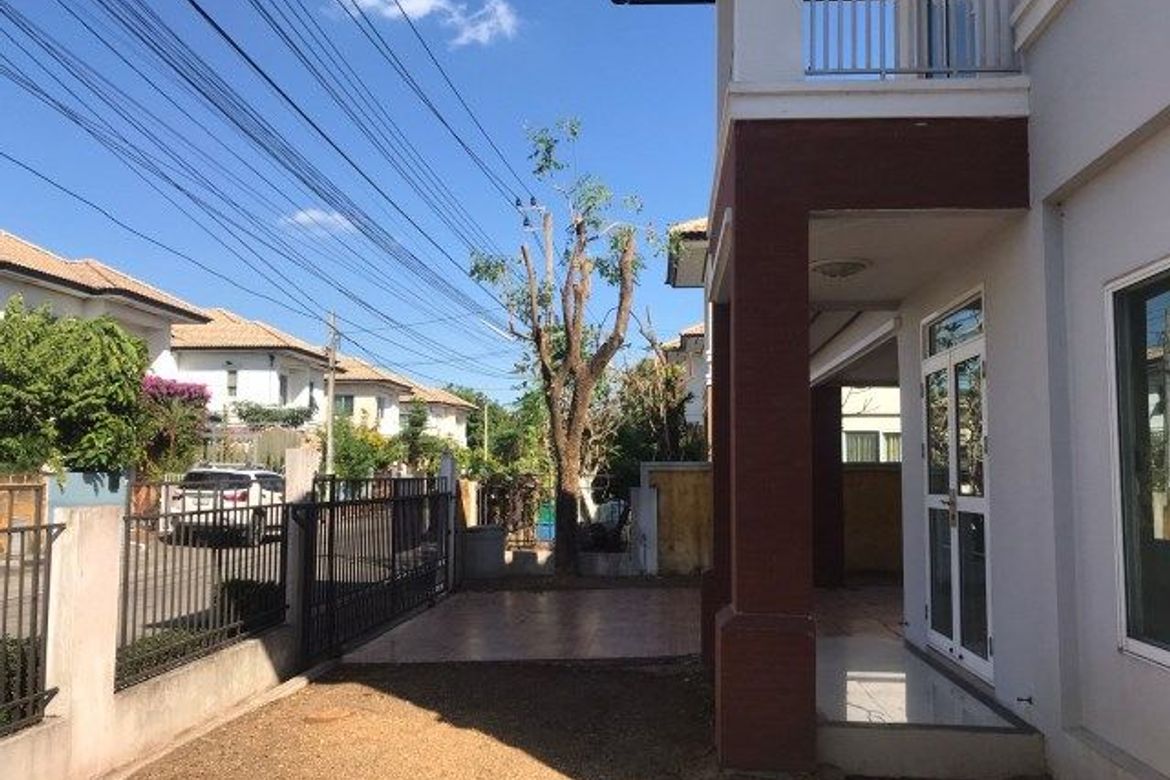 Min Buri, Bangkok - Photo 2