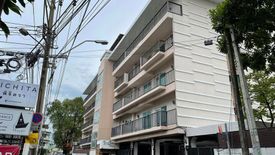 5 Bedroom Serviced Apartment for rent in Khlong Tan Nuea, Bangkok