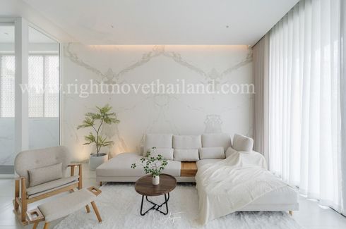 3 Bedroom Townhouse for Sale or Rent in Khlong Tan Nuea, Bangkok