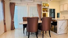 3 Bedroom Townhouse for rent in Dokmai, Bangkok