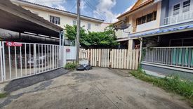 3 Bedroom Townhouse for sale in Khlong Sam, Pathum Thani