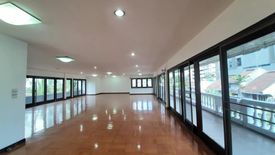 5 Bedroom House for rent in Khlong Tan Nuea, Bangkok near BTS Phrom Phong