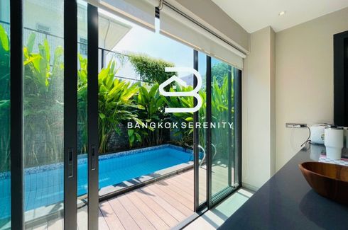 3 Bedroom House for rent in Khlong Tan Nuea, Bangkok