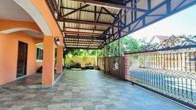 4 Bedroom House for sale in Sam Wa Tawan Ok, Bangkok