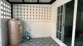 Townhouse for sale in Sam Wa Tawan Tok, Bangkok