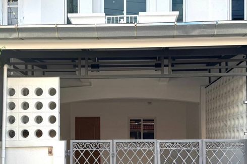 2 Bedroom Townhouse for sale in Sam Wa Tawan Tok, Bangkok