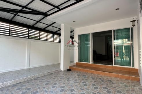 2 Bedroom Townhouse for sale in Nong Pla Lai, Chonburi