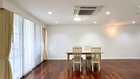 3 Bedroom Condo for rent in Acadamia Grand Tower, Khlong Tan Nuea, Bangkok near BTS Phrom Phong