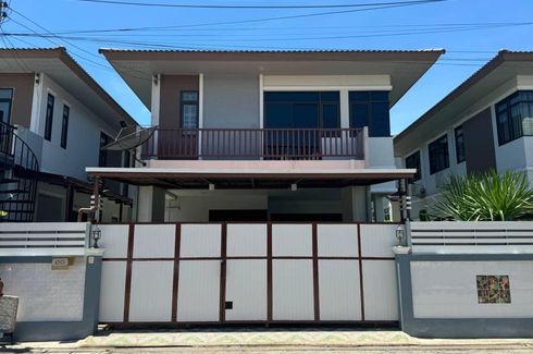 3 Bedroom House for sale in Surasak, Chonburi