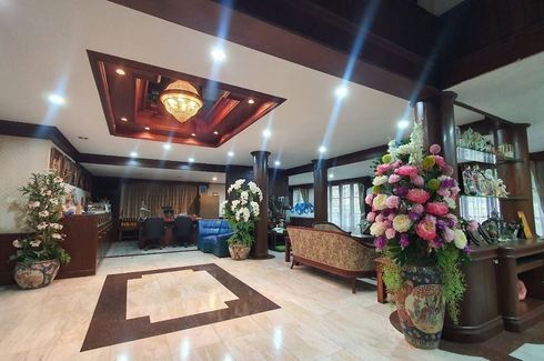 7 Bedroom House for sale in Bang Phai, Bangkok