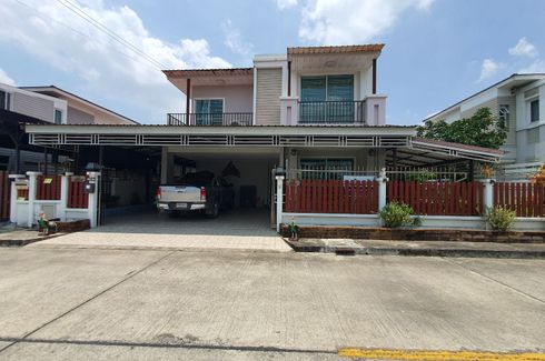 4 Bedroom House for sale in Don Mueang, Bangkok