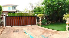 3 Bedroom House for sale in Samae Dam, Bangkok