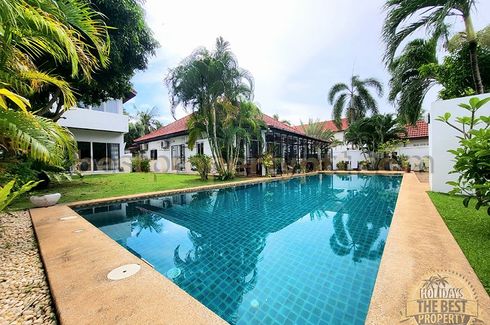 4 Bedroom Villa for sale in Nong Pla Lai, Chonburi