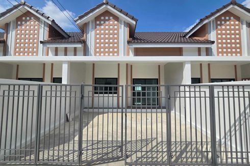 2 Bedroom Townhouse for sale in Nong Prue, Chonburi