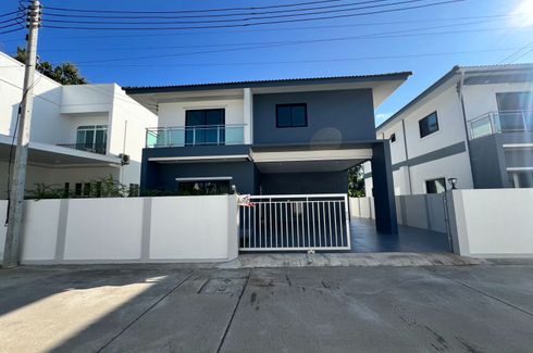 4 Bedroom House for sale in Nong Chom, Chiang Mai