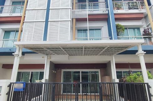 3 Bedroom Townhouse for rent in Sanam Bin, Bangkok near Airport Rail Link Lak Si